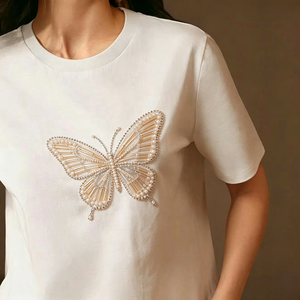 เสื้อยืดคอกลมแขนสั้นสีขาวปักลายดอกไม้สำหรับผู้หญิงสำหรับฤดูใบไม้ผลิและฤดูร้อนที่หรูหราออกแบบได้เอง - Product Image 1