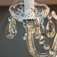 Lustre classique à 3 bras en cristal avec cadre en métal argenté, luminaire suspendu pour la décoration intérieure du salon