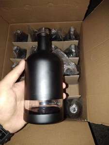 Bouteille en verre d'alcool gravés et personnalisés, design personnalisé, pour vodka, cognac, whisky, vodka, 500ml, <span class=keywords><strong>700ml</strong></span> - Product Image 5