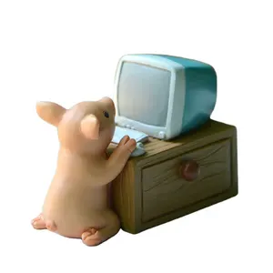 Z16240A Desktop Decoration Miniature Gift Little Pig Working In Front Of Computer Shape Resin Material Figurine