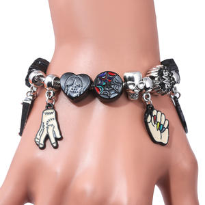 Wowei Wednesday Black Wednesday Pulsera de bricolaje con cuentas de <span class=keywords><strong>la</strong></span> serie de televisión <span class=keywords><strong>Addams</strong></span> Family Pendant - Product Image 5