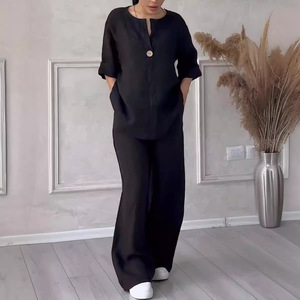 Completo <span class=keywords><strong>Set</strong></span> <span class=keywords><strong>Donna</strong></span> in Cotone <span class=keywords><strong>Lino</strong></span> con Pantaloni a Maniche Lunghe e Scollo a V, Nuova Collezione Autunno 2026 - Ingrosso Boutique - Product Image 2