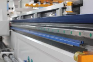 Máquina de enrutador Cnc de madera modelo de alta precisión Máquina de enrutador Cnc completamente automática 1530 con brillo M rotativo - Product Image 6