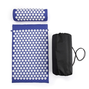 Juego de almohada y colchoneta de acupresión con logotipo personalizado CZ, con púas, impermeable y antideslizante, con correa de transporte para relajación terapéutica - Product Image 1