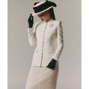 Veste pour femme de haute qualité Style élégant Décoration de perles Service ODM - Product Image 3