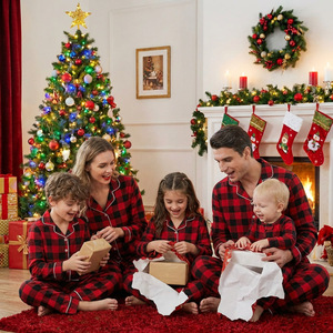<span class=keywords><strong>Pijamas</strong></span> Navideños Familiares Clásicos al por Mayor, Cintura Elástica, Logotipo Personalizado en la Parte Delantera, Conjuntos <span class=keywords><strong>de</strong></span> Ropa <span class=keywords><strong>de</strong></span> Dormir a Juego <span class=keywords><strong>para</strong></span> las Fiestas, OEM ODM - Product Image 4