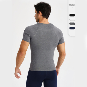 XW-51232 nouvelle mode léger hommes solide survêtement porter 3D coupe ligne de démarcation haut de gymnastique coupe ajustée à manches courtes chemise de sport - Product Image 3