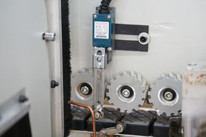 Máquina CNC para Recortar Bordes de Madera, Recortadora de Paneles para Fabricación de Muebles - Product Image 4