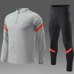 Toptan futbol giyim eşofman futbol forması takım elbise sıcak uzun kollu eğitim futbol kulübü forması erkekler için Set