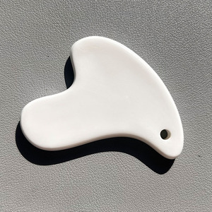 Massaggiatore Guasha in Ceramica, Strumenti Guasha in Ceramica per Raschiare Corpo e Viso, Strumenti di Bellezza - Product Image 3