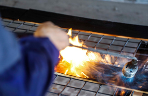 Madeira maciça direta da fábrica Shou Sugi Ban Painéis de parede exteriores decorativos Painéis de madeira carbonizada profunda anticorrosiva ao ar livre - Product Image 2