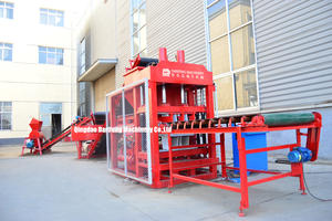 Macchina per mattoni DF4-10 in Bangladesh/terra argilla macchina per fare mattoni in <span class=keywords><strong>Gambia</strong></span>/semplice macchina per mattoni ad incastro - Product Image 2