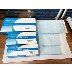 <span class=keywords><strong>Machine</strong></span> de fabrication de rouleaux de pochettes plates pour la stérilisation des équipements médicaux et dentaires, pour la stérilisation à l'éthylène ou à la vapeur / Équipement médical - Product Image 3
