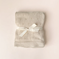 Ensemble cadeau de couverture pour bébé en coton biologique tricoté de luxe et doudou lapin, couverture douce pour nouveau-né avec jouet pour cadeau de naissance