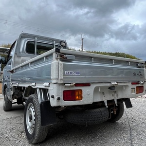 Camions de fret légers d'occasion à vendre : chargement pratique, prix raisonnable - Product Image 4