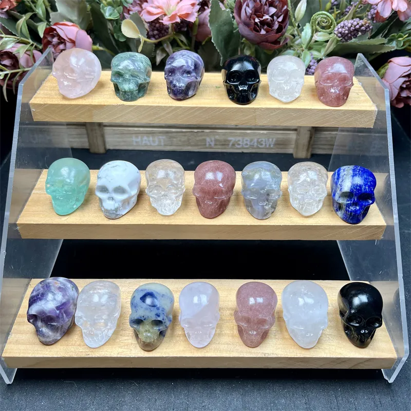 Kindfull Hot Sell 3cm Natural Healing Stones Various Crystal Carving Skulls for Gifts