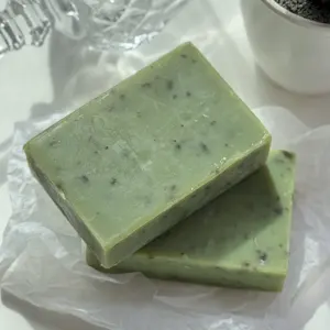 Natural Cold Process Men's Manly Scent Vegan Organic Whitening Anti-ance Organic Oil Green Tea Handmade Bar Soap For Men