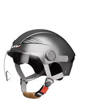 2025 nouveaux casques de moto ABS casque léger garde-tête moto demi-visage casque avec feu arrière LED approbation 3C