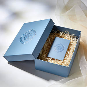 Caja de Regalo Empresarial de Papel Artesanal Reciclable de Lujo Personalizada, Empaque de Cartón Rígido, Caja Superior e Inferior con Tapa Desmontable - Product Image 1