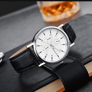 Reloj de Cuarzo para Hombre Niche, Diseño Minimalista Sofisticado con Correa de Cuero - Product Image 3