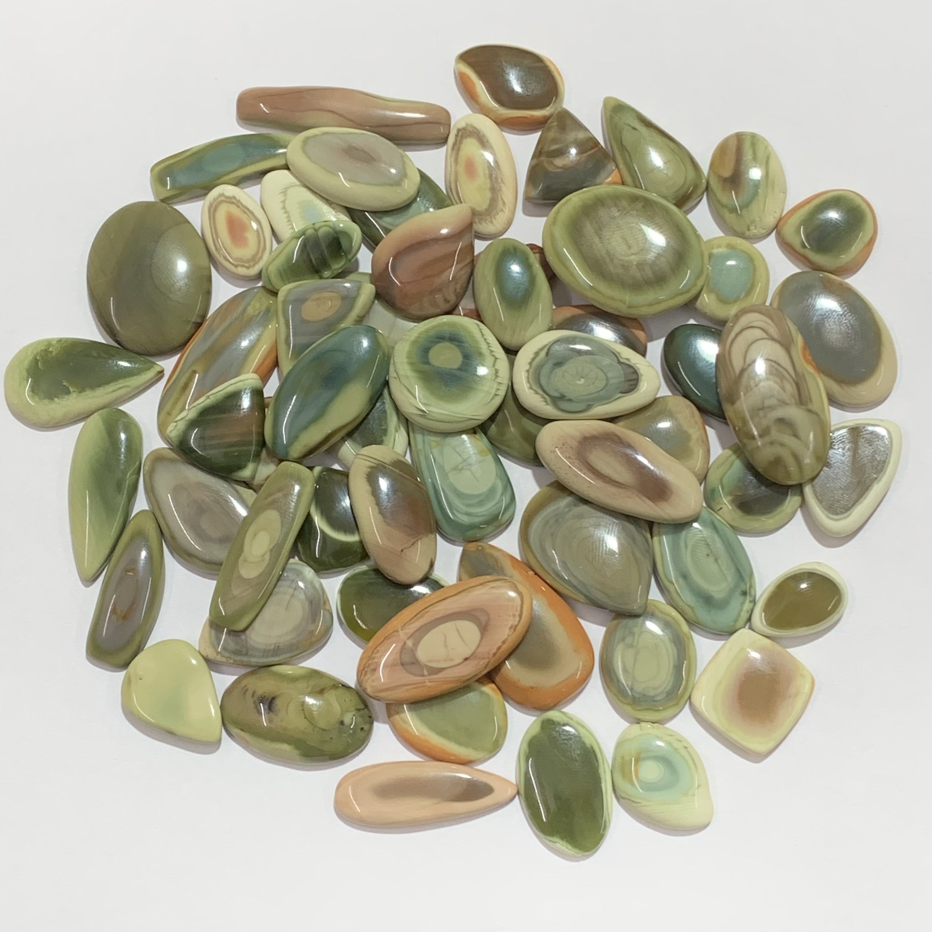 สีเขียว