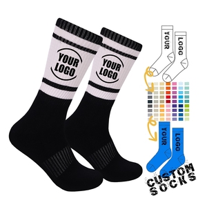 DISEÑO Y MAQUETA GRATUITOS Calcetines deportivos transpirables de algodón para hombre y mujer, calcetines de gimnasio y running, calcetines deportivos personalizados. - Product Image 1