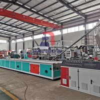 Ligne de production d'extrusion de panneaux muraux Ps Louver faisant la machine