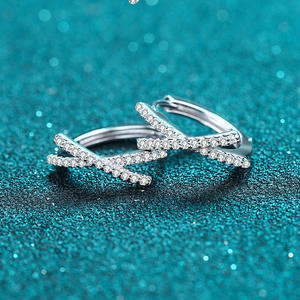 चांदी 925 मूल शानदार कट डायमंड टेस्ट अतीत डी रंग मोइससानाइट डबल एक्स आकार के स्टड ईयररिंग्स के लिए - Product Image 3