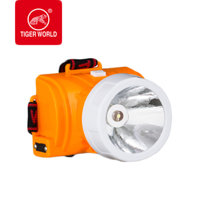 XML T6 ampoule led ultra lumineux rechargeable de <span class=keywords><strong>phare</strong></span> lampe frontale pour <span class=keywords><strong>le</strong></span> <span class=keywords><strong>camping</strong></span> - Product Image 1
