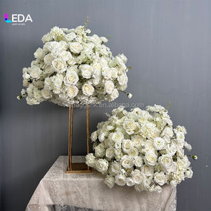 LEDA Nouvelle Arrivée Luxe Haute Qualité Boule de Roses Artificielles 5D en Soie Blanche Grande 60cm Centre de Table et Décoration de Mariage - Product Image 4