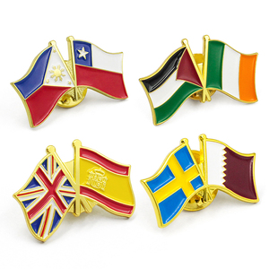 Chine fait sur mesure métal artisanat revers drapeau insigne émail doux broche pays drapeaux chili pérou royaume-uni amitié broche - Product Image 1