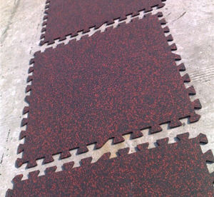 Precio de fábrica Equipo de gimnasio Alfombrilla de goma Crossfit Gimnasio Piso Enclavamiento Azulejo de goma - Product Image 4