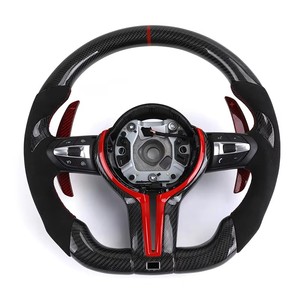 Volante para <span class=keywords><strong>BMW</strong></span> M F10 F20 X1 F21 F30 M4 M2 F87 E90, Personalizado con Inserciones de Fibra de Carbono Negra, Remos Estrechos Rojos, Forro Rojo - Product Image 1