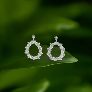 Boucles d'oreilles pendantes tendance en acier inoxydable 316L plaqué or PVD, bijoux durables et résistants - Product Image 3