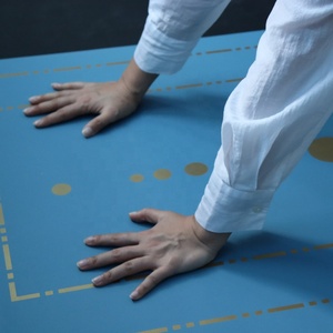 ออกแบบเสื่อโยคะรักษ์โลกของคุณเองอย่างมืออาชีพ กันลื่น 18 สี พิมพ์ลายทอง หนา 5 มม. ยางธรรมชาติ PU <span class=keywords><strong>สาย</strong></span>สะพายหรูหรา - Product Image 2