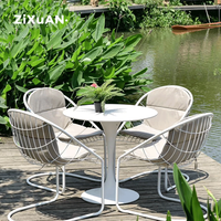 Meubles de jardin en plein air de haute qualité ensembles de chaises en corde fauteuil de tissage Table en osier de verre Patio Table à manger extérieure et chaises