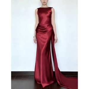 Robe longue <span class=keywords><strong>de</strong></span> soirée formelle en satin bordeaux pour femme, dos nu, avec traîne, idéale pour mariage et gala - Product Image 3