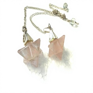 Péndulo de Reiki de Cuarzo Rosa Tallado en Forma de Estrella Merkaba, Piedra Semipreciosa, Amuleto para el Hogar y Negocios, Venta al por Mayor - Product Image 1