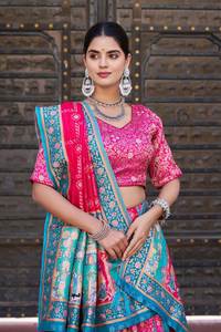 Lehenga Choli para mujer con blusa de diseñador de bordado pesado y Dupatta traje festivo étnico de fiesta de boda indio tradicional - Product Image 3