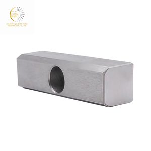 Pièces de moule d'estampage de précision Clés plates de positionnement LK avec trou Pièces de matrice d'estampage pour diverses clés de réglage de spécification - Product Image 2