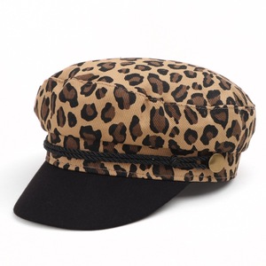 Gorra con estampado de leopardo a la moda con visera negra, sombrero de poliéster transpirable para adultos, estilo casual para mujer 2024 - Product Image 1