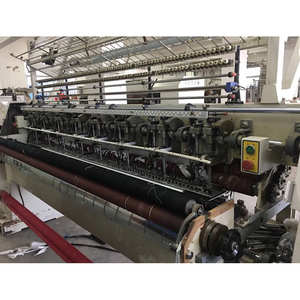 Máquina acolchadora YuXing Máquina acolchadora de segunda mano Máquina acolchadora usada Máquina acolchadora - Product Image 3