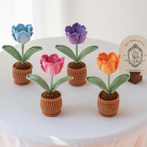 Flor de Tulipán Pequeña en Maceta, Hecha a Mano con Ganchillo, Adorno de Regalo, Flor Artificial, Modelo de Planta en Maceta - Product Image 1