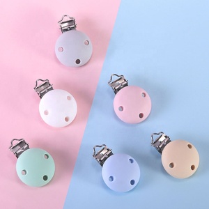 Clips de seguridad reutilizables para chupete, soporte para chupete, venta al por mayor, silicona, sin BPA, 0-12 meses, recién nacido - Product Image 6