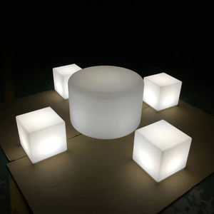 تصميم جديد <span class=keywords><strong>2026</strong></span> طاولة قهوة ذكية حديثة فاخرة بإضاءة LED متغيرة الألوان RGB، طاولة بلاستيكية مضيئة - Product Image 3