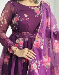 Directo de fábrica Pure Soft Organa Silk Fabric Totalmente Flair Kali Patta y Canvas Patta Set - Product Image 3