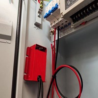 Armoire de stockage d'énergie murale thermique à aérosol rouge/jaune, certifiée ISO9001, pour l'extinction d'incendie, vente en gros usine