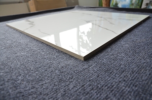 Piastrelle in Ceramica Effetto Marmo Bianco Cristallo 60x60 Design Moderno <span class=keywords><strong>Turco</strong></span> Piastrelle Vetrificate Super Bianche per Pavimenti Personalizzabili - Product Image 4