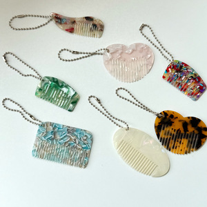 Mini <span class=keywords><strong>Pettine</strong></span> Portachiavi da Borsa, Grazioso <span class=keywords><strong>Pettine</strong></span> per Frangia Femminile, Ciondolo Creativo per Cellulare, Mini <span class=keywords><strong>Pettine</strong></span> Personalizzato - Product Image 4