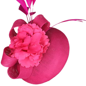 Fascinator pour femmes, idéal pour les courses de chevaux ou les derbies, avec une silhouette spectaculaire et une fixation sécurisée par épingle à cheveux. - Product Image 3